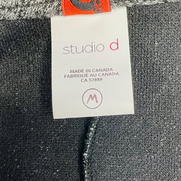 Studio D Open Front Jacket - Made in Canada (Size M) - Picture 5 of 8
